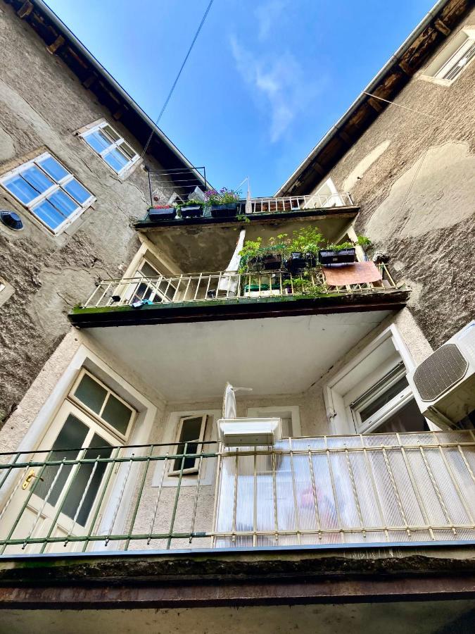 Secret Garden Apartment Zagreb Exteriör bild